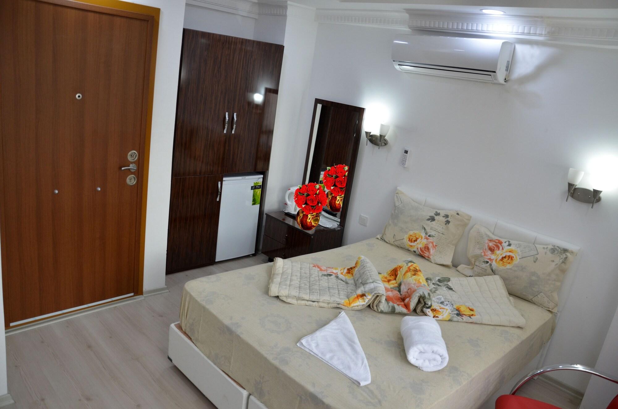 Sultanahmet Deluxe Hotel Istanbul Exterior photo
