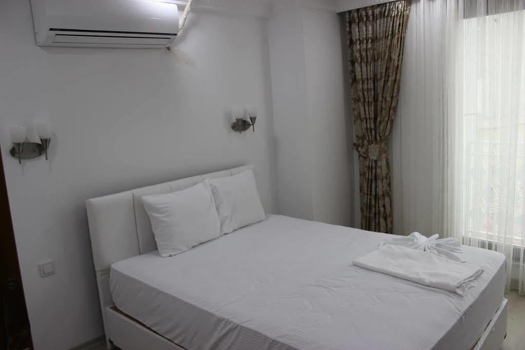 Sultanahmet Deluxe Hotel Istanbul Exterior photo